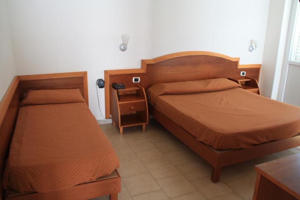 Hotel Villaggio Club Altalia Brancaleone Zimmer foto